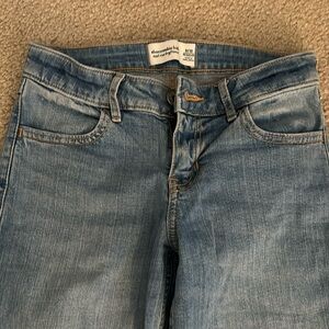 Girls Abercrombie jeans (2 pairs)